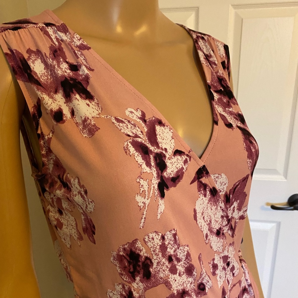 EUC West Kei Peplum Top. S